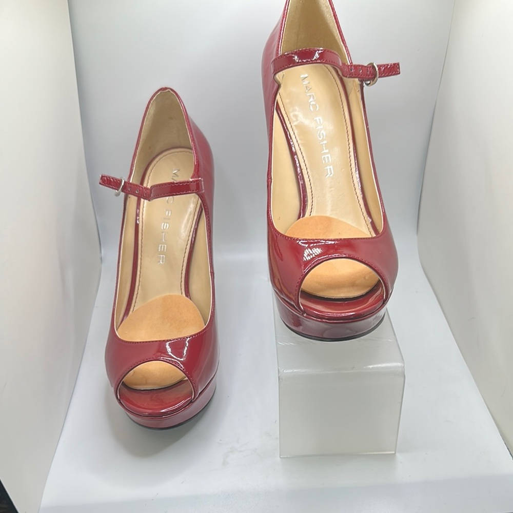 Marc Fisher Pumps